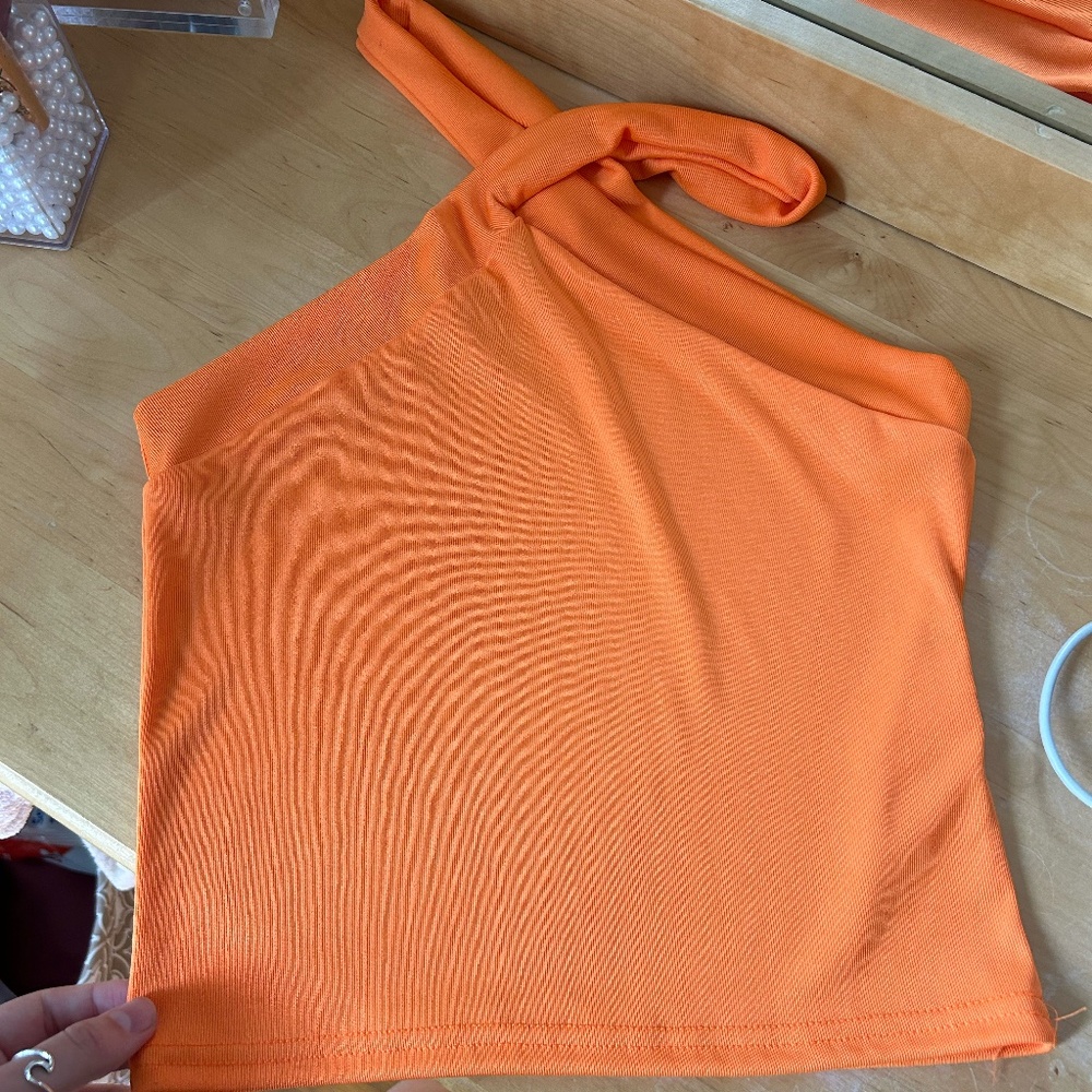 Criss cross tank top
